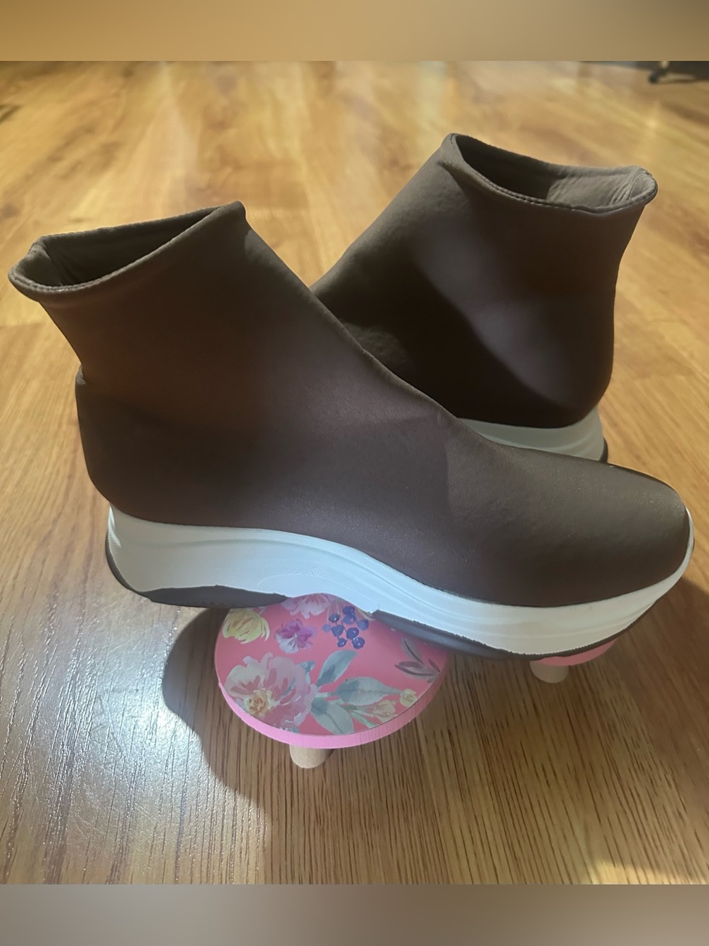 Women's Brown Slip-On Platform tennis shoes